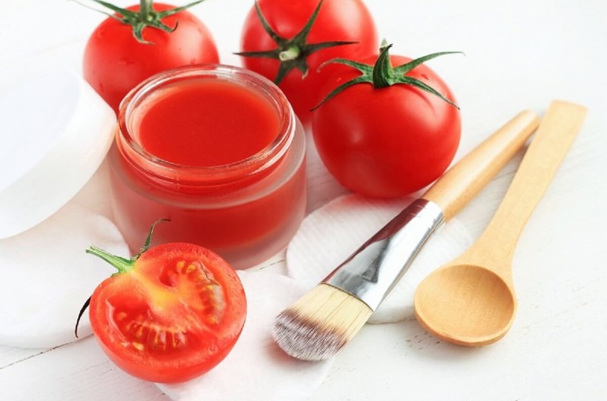 Cách làm mặt nạ cà chua trắng da đẹp mịn màng
