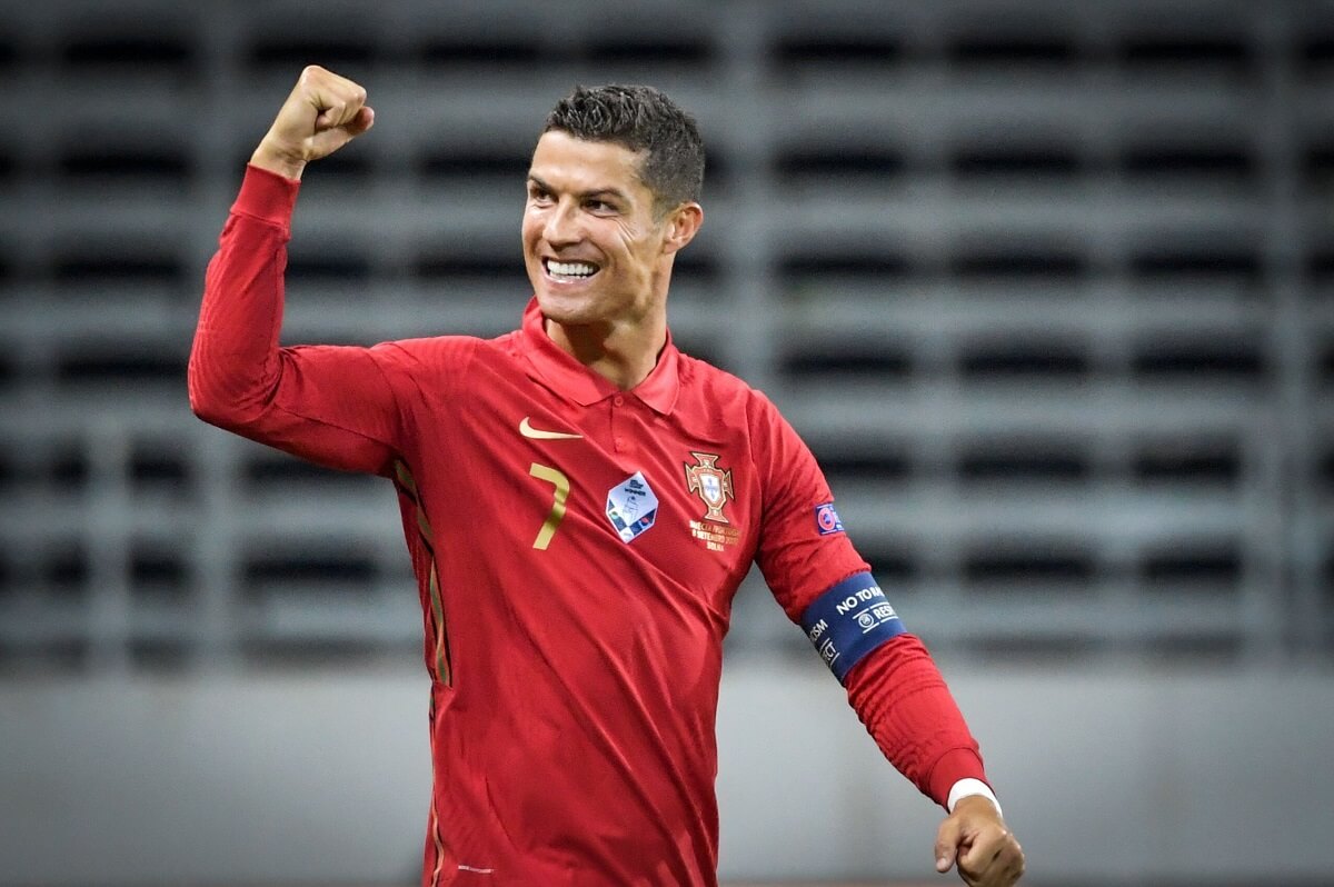 Ronaldo ở nước nào?